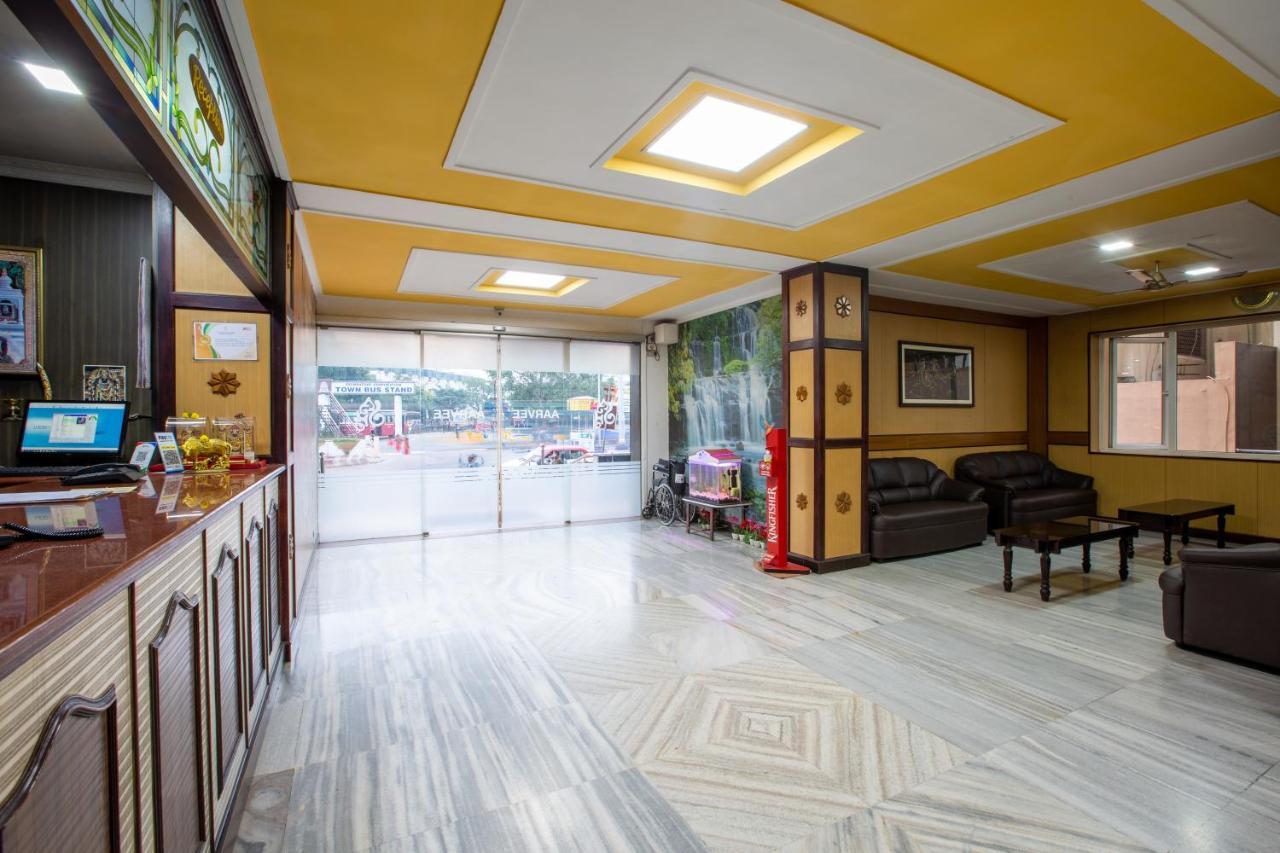 Sri Aarvee Hotels Κοϊμπατόρε Εξωτερικό φωτογραφία